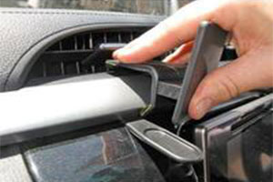 Left Angled Phone/UHF Mic Bracket Toyota Hilux 2016-2025 - 655176