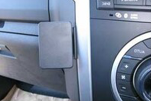 Passenger Side Phone/UHF Mic Bracket DMAX, MUX 2012-2020 & Colorado 2012-2017 – 654799