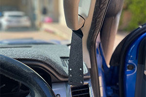 FORD PX2 PX3 RHD Ranger, Raptor and Everest Fixed Mobile Phone or UHF Mic Bracket Right of Steering Wheel