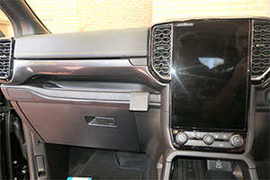 Left Phone/UHF Mic Bracket to suit Next Gen Ranger, & Raptor 2022 Onwards - 655835