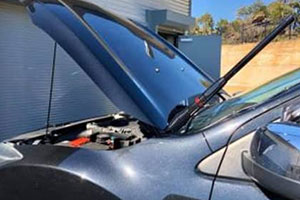 Mazda BT-50 2011-2020+ Bonnet Antenna Bracket Left Side