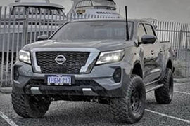 Nissan Navara NP300 2015+ Bonnet Antenna Bracket - Passenger side